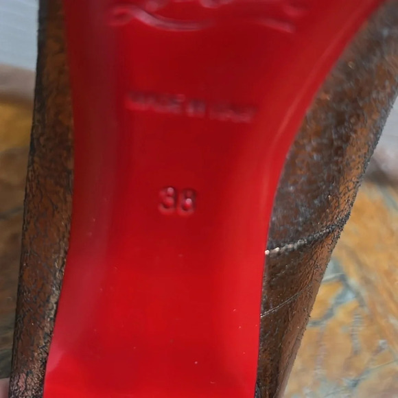 Authentic Christian Louboutin - Picture 6 of 7